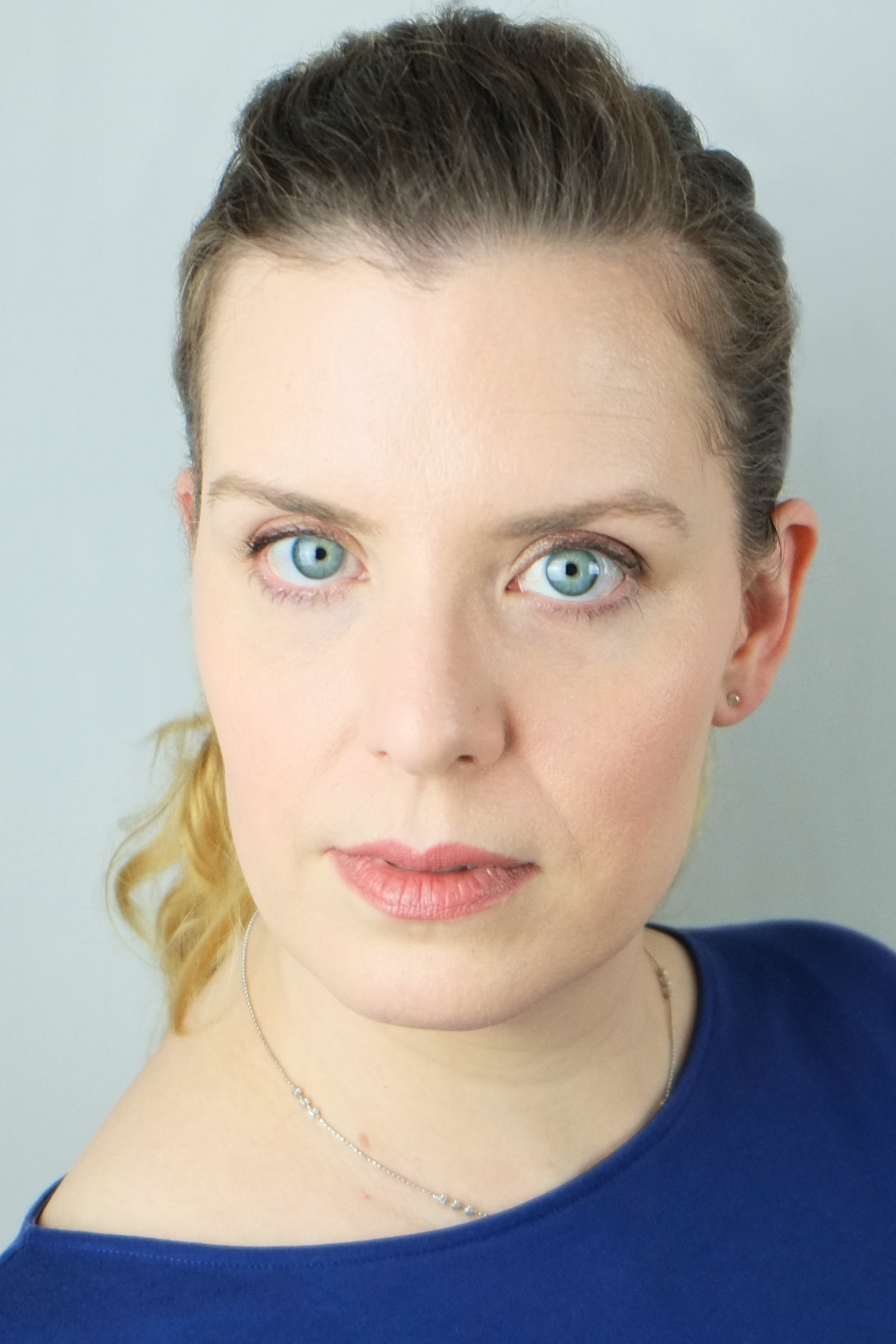 Sarah Carol Headshot
